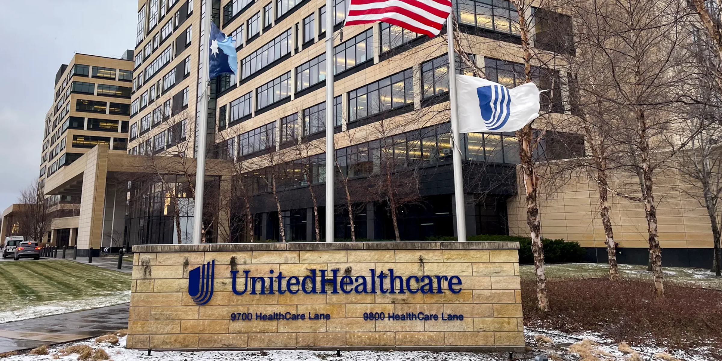 UnitedHealth recent stock price movements cover